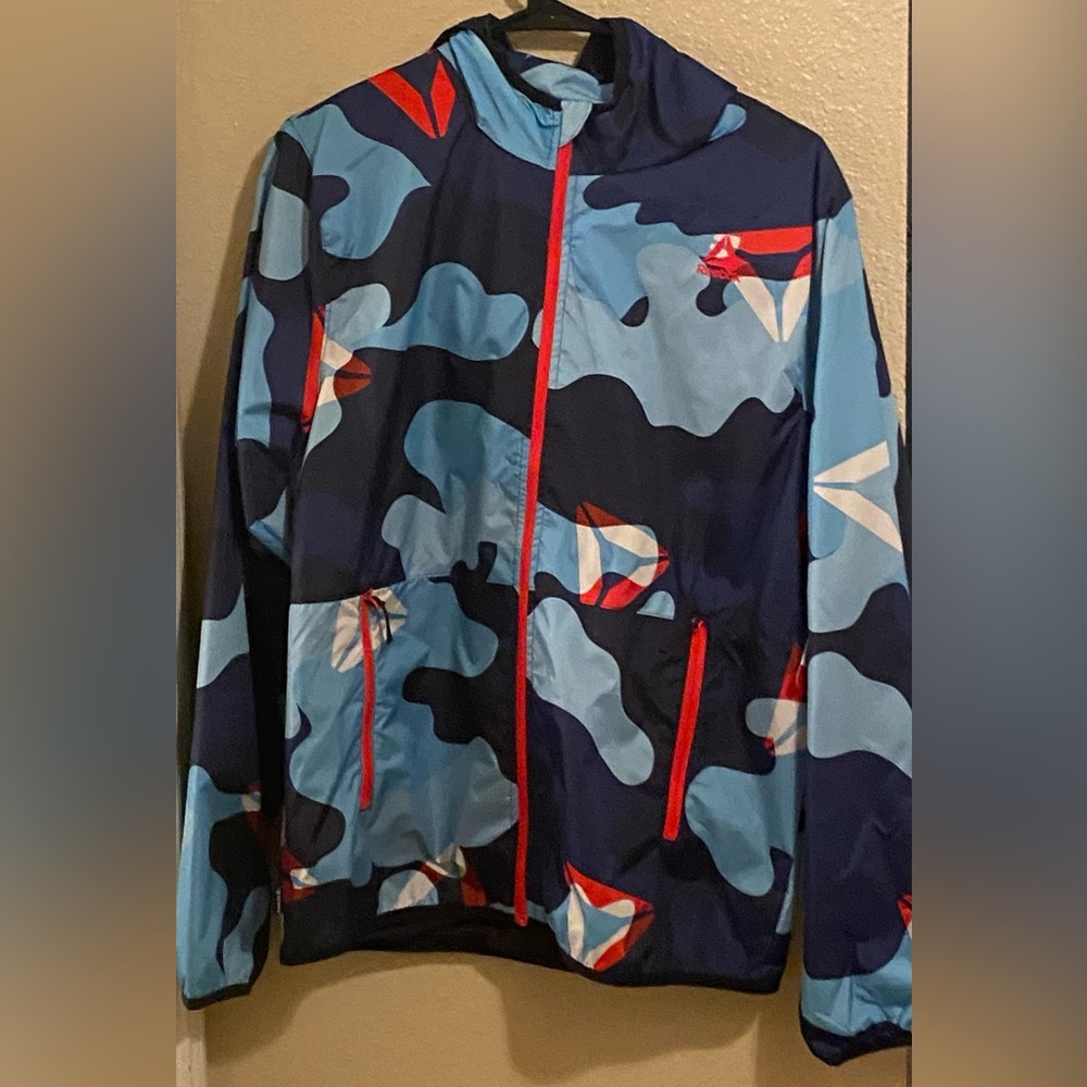 Reebok- NEW weathered jacket for outside